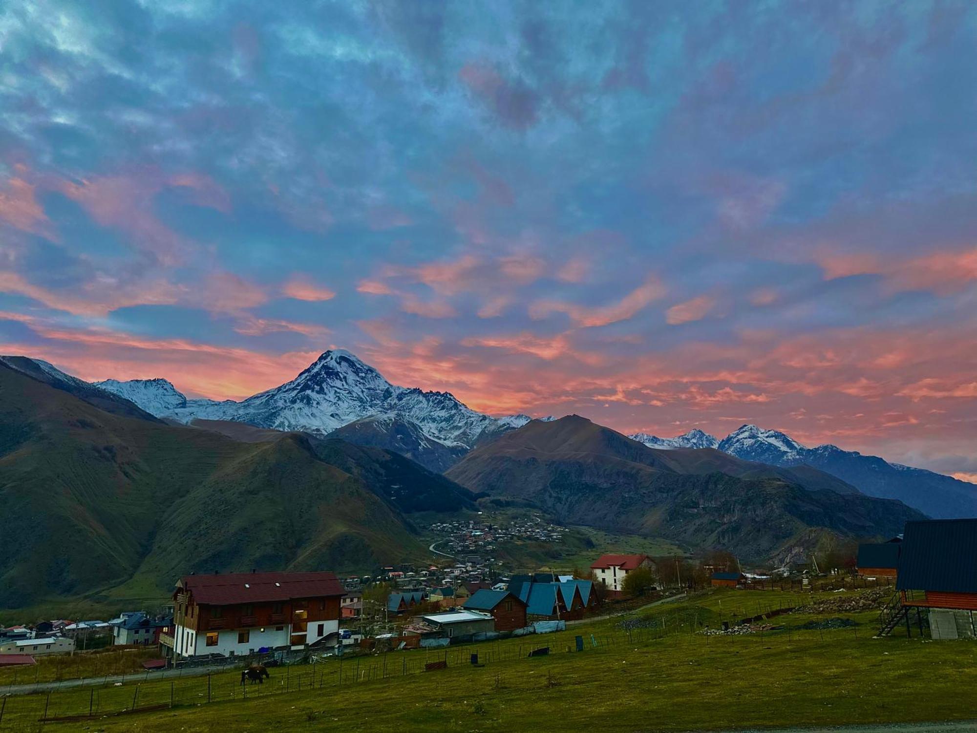 Vista Cottage Казбеги Экстерьер фото